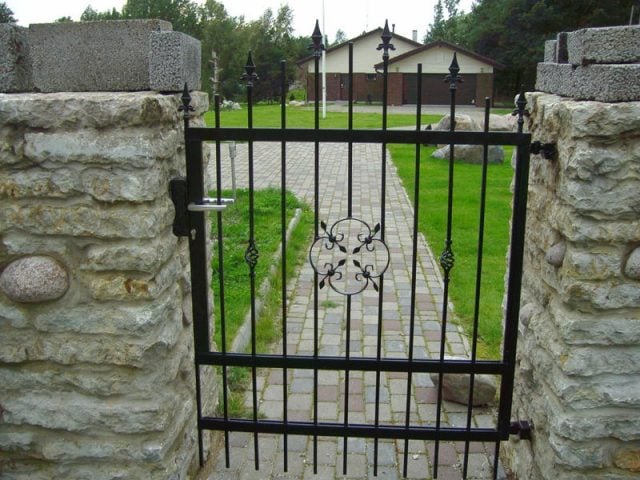 Kuidas valida sobiv aiavärav?